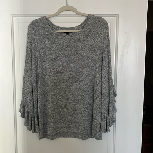 Sweaters - Banana Republic Women's Flutter Sleeve Sweater Sz Med- Like New!
